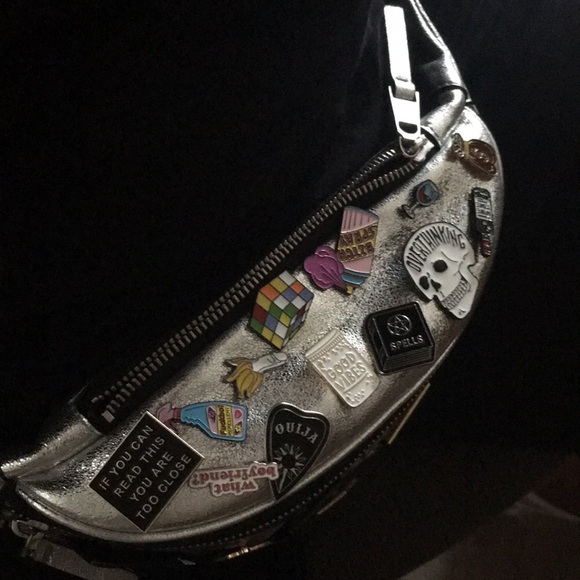 Handbags - Leather Fannie Pack with different pins